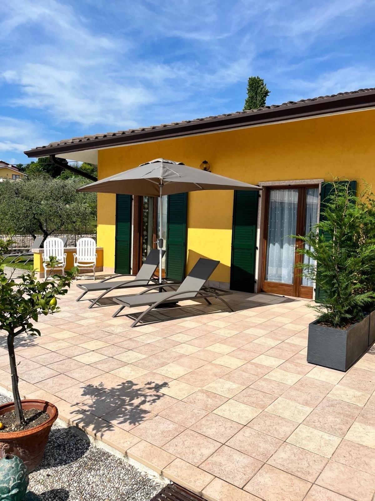 Poli Villa'S Apartment Bardolino Exterior foto
